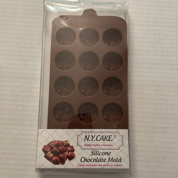 N.Y.Cake Silicone 15 Piece Mold-Dimpled Heart-Chocolate-Jellies-Fondant-Soap - Picture 5 of 6